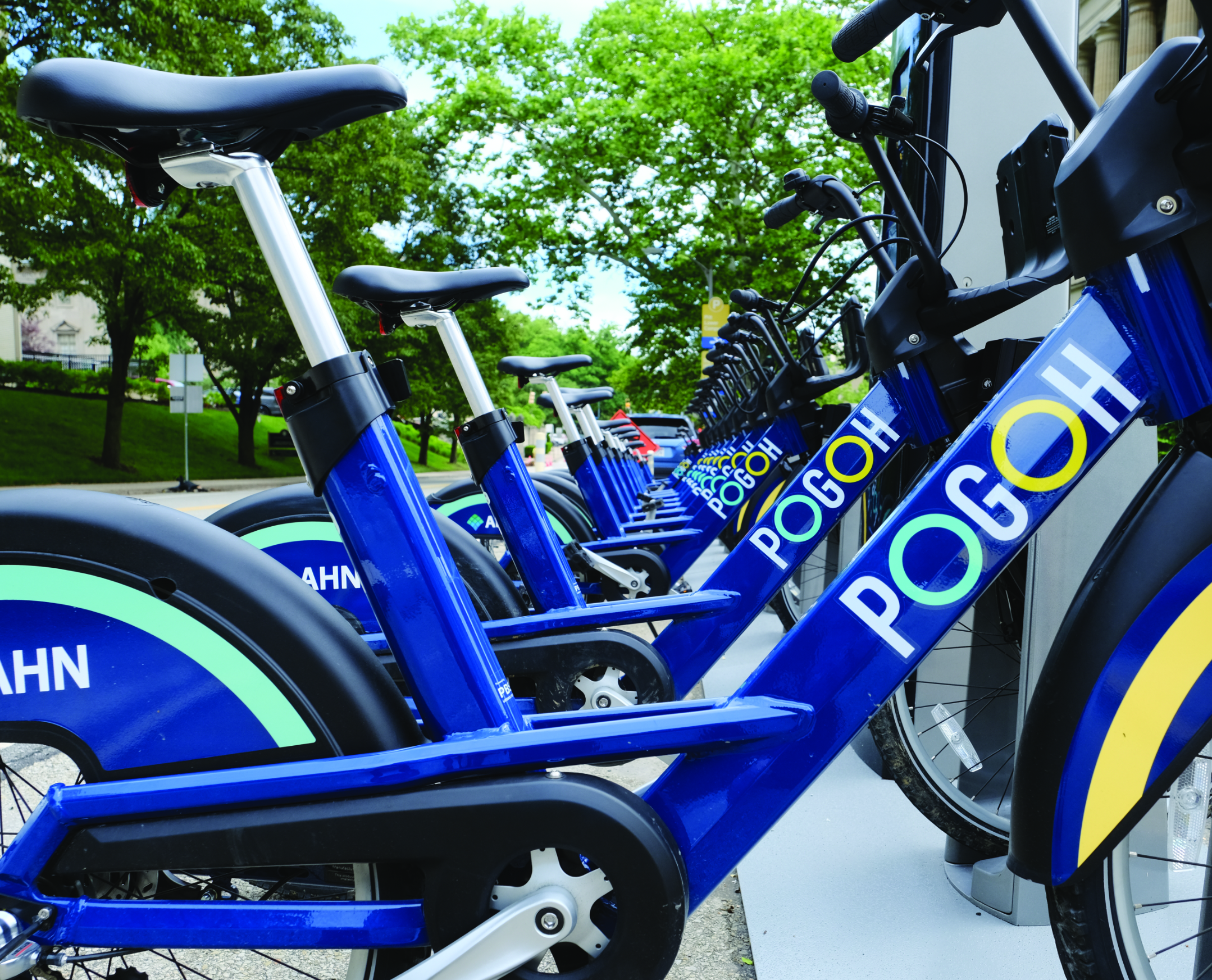 POGOH bikeshare station in Oakland